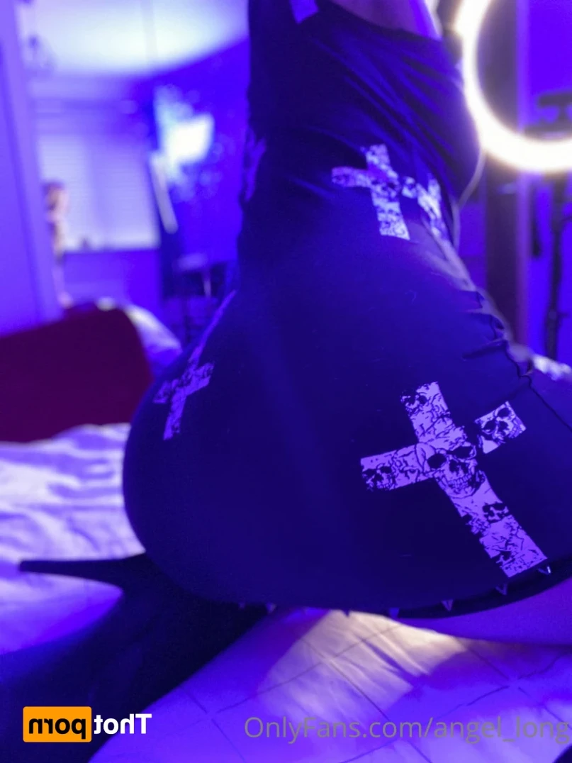 🌸 𝐀𝐍𝐆𝐄𝐋 𝐋𝐎𝐍𝐆 🌸 𝗮𝗹𝘄𝗮𝘆𝘀 𝗶𝗻 𝘁𝗵𝗲 𝗗𝗠’𝘀 [ angel_long ] Onlyfans leaked photo 14210269 on Hotleaks.tv