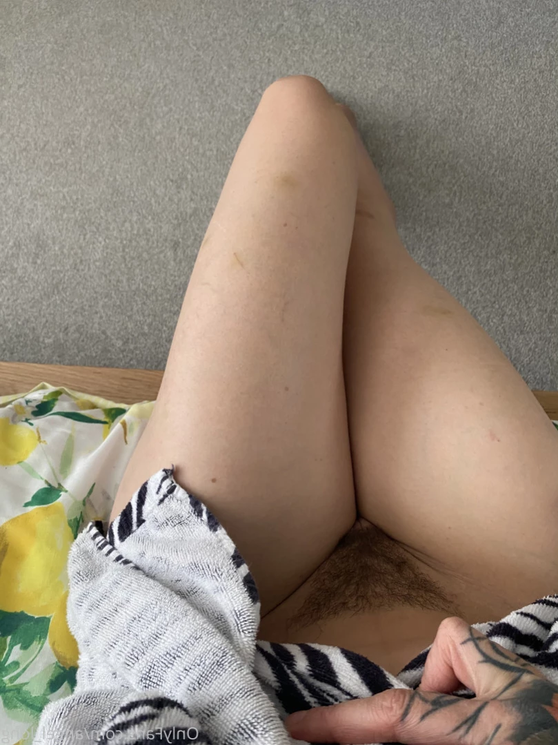 🌸 𝐀𝐍𝐆𝐄𝐋 𝐋𝐎𝐍𝐆 🌸 𝗮𝗹𝘄𝗮𝘆𝘀 𝗶𝗻 𝘁𝗵𝗲 𝗗𝗠’𝘀 [ angel_long ] Onlyfans leaked photo 14210407 on Hotleaks.tv