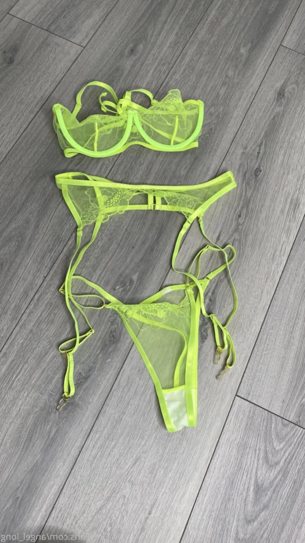 🌸 𝐀𝐍𝐆𝐄𝐋 𝐋𝐎𝐍𝐆 🌸 𝗮𝗹𝘄𝗮𝘆𝘀 𝗶𝗻 𝘁𝗵𝗲 𝗗𝗠’𝘀 [ angel_long ] Onlyfans leaked photo 14210501 on Hotleaks.tv