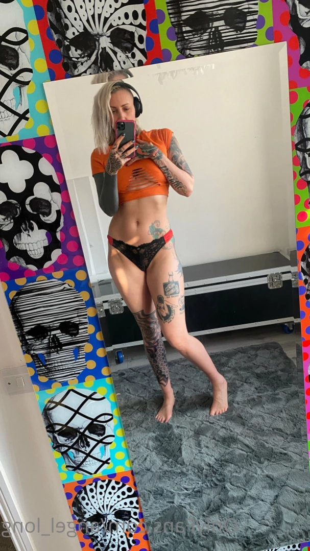 🌸 𝐀𝐍𝐆𝐄𝐋 𝐋𝐎𝐍𝐆 🌸 𝗮𝗹𝘄𝗮𝘆𝘀 𝗶𝗻 𝘁𝗵𝗲 𝗗𝗠’𝘀 [ angel_long ] Onlyfans leaked photo 14211134 on Hotleaks.tv