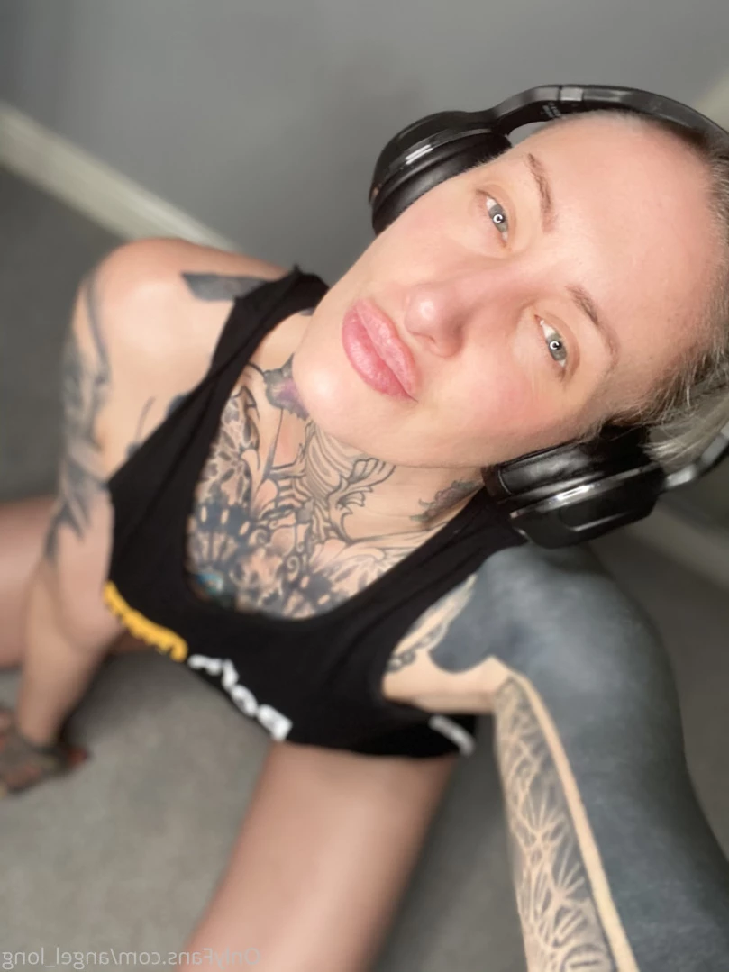 🌸 𝐀𝐍𝐆𝐄𝐋 𝐋𝐎𝐍𝐆 🌸 𝗮𝗹𝘄𝗮𝘆𝘀 𝗶𝗻 𝘁𝗵𝗲 𝗗𝗠’𝘀 [ angel_long ] Onlyfans leaked photo 14211483 on Hotleaks.tv