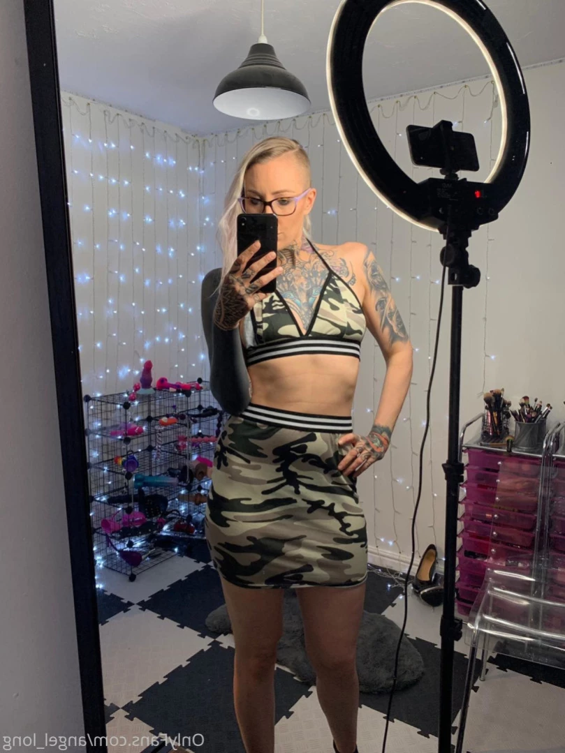 🌸 𝐀𝐍𝐆𝐄𝐋 𝐋𝐎𝐍𝐆 🌸 𝗮𝗹𝘄𝗮𝘆𝘀 𝗶𝗻 𝘁𝗵𝗲 𝗗𝗠’𝘀 [ angel_long ] Onlyfans leaked photo 14211653 on Hotleaks.tv