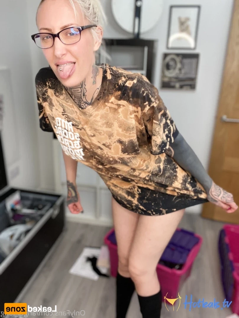 🌸 𝐀𝐍𝐆𝐄𝐋 𝐋𝐎𝐍𝐆 🌸 𝗮𝗹𝘄𝗮𝘆𝘀 𝗶𝗻 𝘁𝗵𝗲 𝗗𝗠’𝘀 [ angel_long ] Onlyfans leaked photo 14213260 on Hotleaks.tv