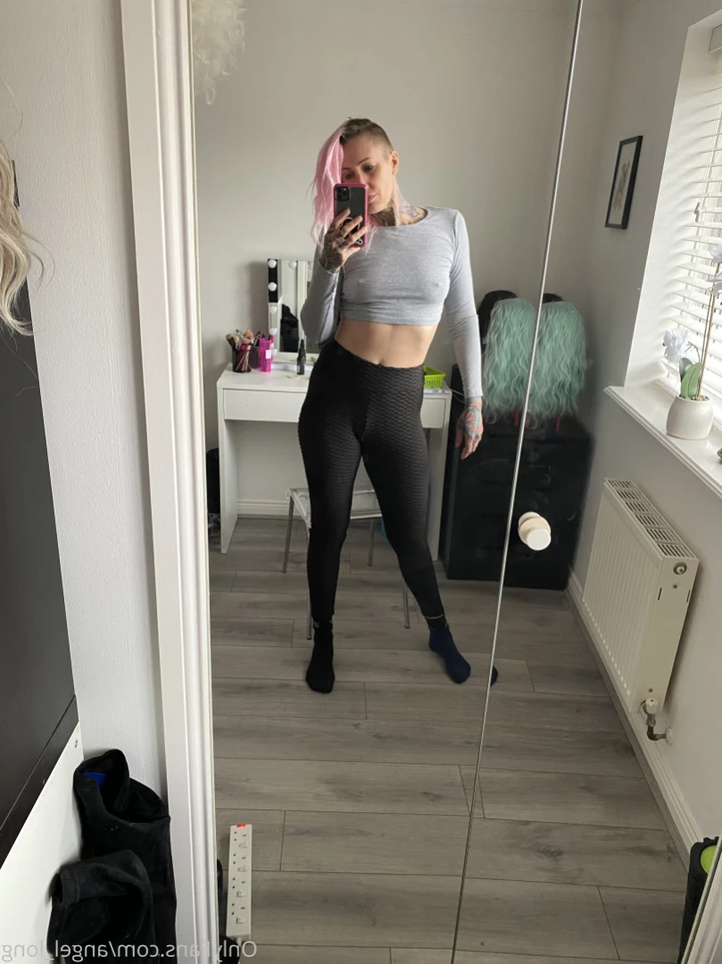 🌸 𝐀𝐍𝐆𝐄𝐋 𝐋𝐎𝐍𝐆 🌸 𝗮𝗹𝘄𝗮𝘆𝘀 𝗶𝗻 𝘁𝗵𝗲 𝗗𝗠’𝘀 [ angel_long ] Onlyfans leaked photo 14218706 on Hotleaks.tv