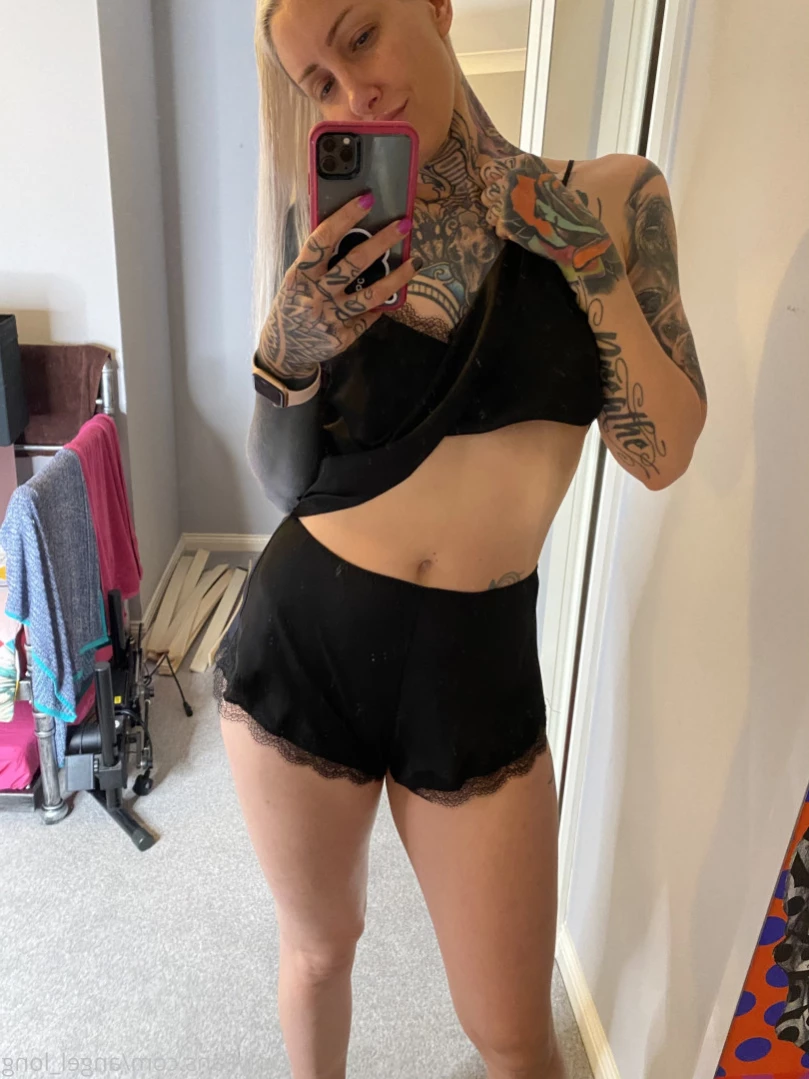 🌸 𝐀𝐍𝐆𝐄𝐋 𝐋𝐎𝐍𝐆 🌸 𝗮𝗹𝘄𝗮𝘆𝘀 𝗶𝗻 𝘁𝗵𝗲 𝗗𝗠’𝘀 [ angel_long ] Onlyfans leaked photo 14220074 on Hotleaks.tv