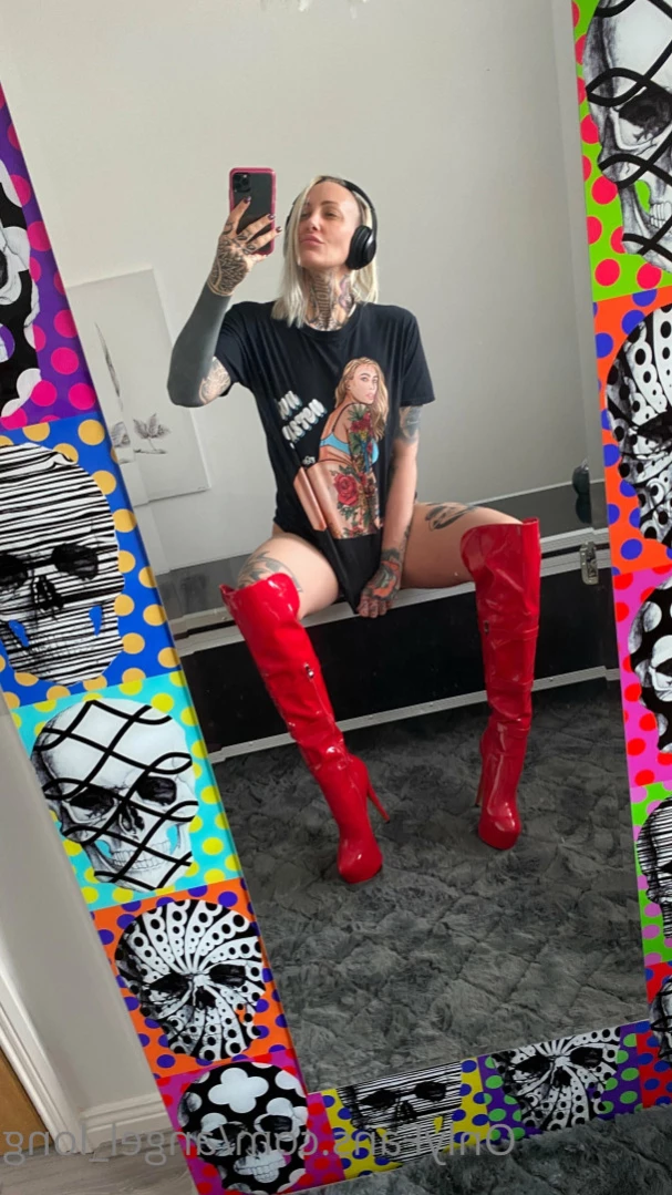 🌸 𝐀𝐍𝐆𝐄𝐋 𝐋𝐎𝐍𝐆 🌸 𝗮𝗹𝘄𝗮𝘆𝘀 𝗶𝗻 𝘁𝗵𝗲 𝗗𝗠’𝘀 [ angel_long ] Onlyfans leaked photo 14220879 on Hotleaks.tv