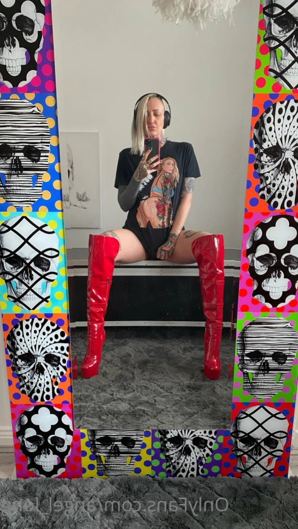 🌸 𝐀𝐍𝐆𝐄𝐋 𝐋𝐎𝐍𝐆 🌸 𝗮𝗹𝘄𝗮𝘆𝘀 𝗶𝗻 𝘁𝗵𝗲 𝗗𝗠’𝘀 [ angel_long ] Onlyfans leaked photo 14221559 on Hotleaks.tv