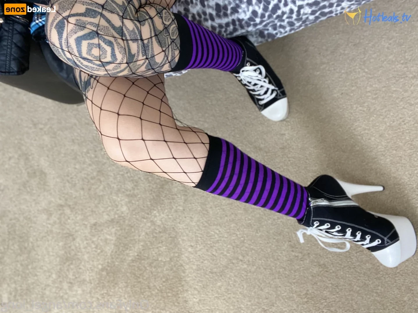🌸 𝐀𝐍𝐆𝐄𝐋 𝐋𝐎𝐍𝐆 🌸 𝗮𝗹𝘄𝗮𝘆𝘀 𝗶𝗻 𝘁𝗵𝗲 𝗗𝗠’𝘀 [ angel_long ] Onlyfans leaked photo 14743915 on Hotleaks.tv