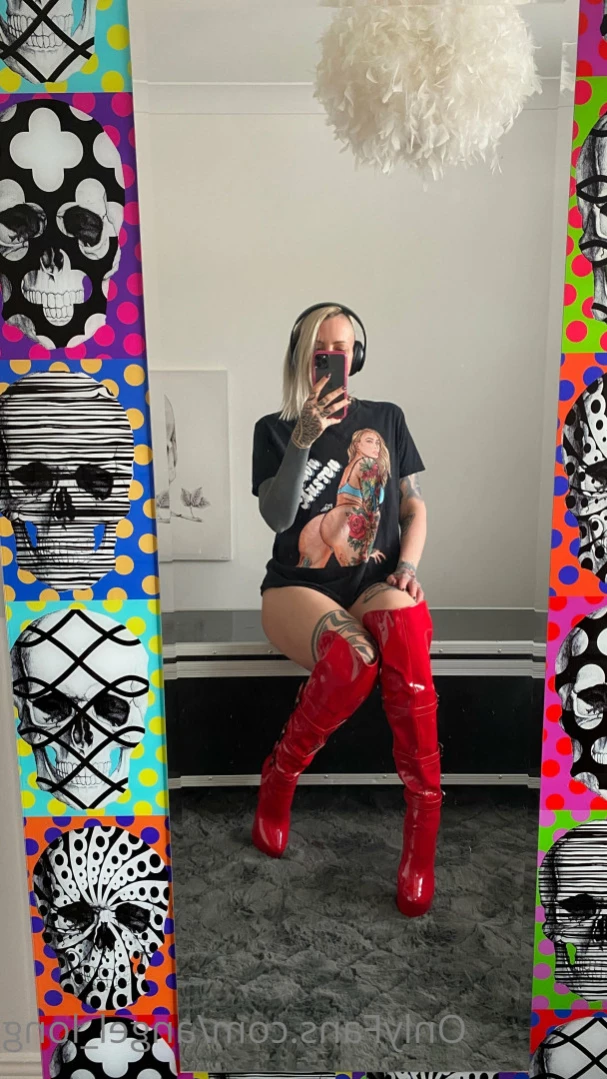 🌸 𝐀𝐍𝐆𝐄𝐋 𝐋𝐎𝐍𝐆 🌸 𝗮𝗹𝘄𝗮𝘆𝘀 𝗶𝗻 𝘁𝗵𝗲 𝗗𝗠’𝘀 [ angel_long ] Onlyfans leaked photo 14750739 on Hotleaks.tv