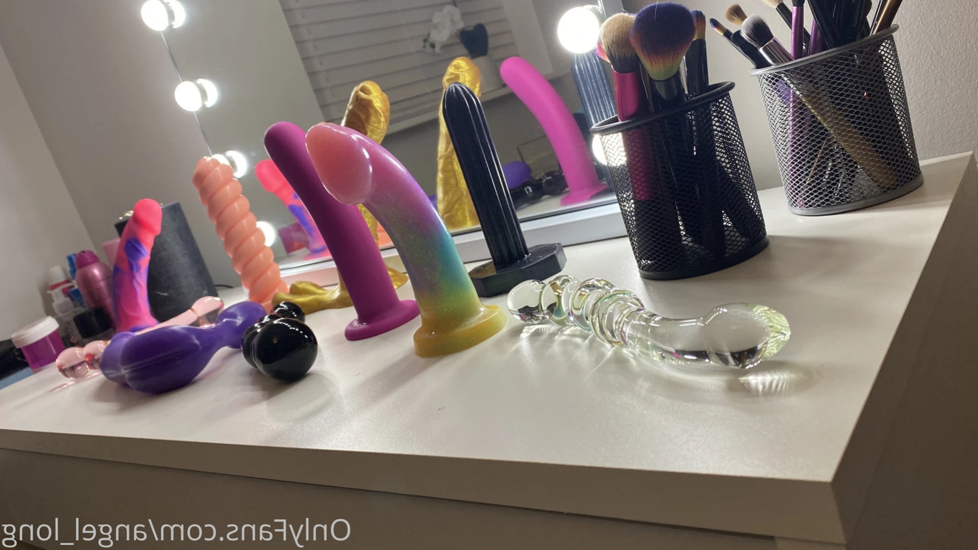 🌸 𝐀𝐍𝐆𝐄𝐋 𝐋𝐎𝐍𝐆 🌸 𝗮𝗹𝘄𝗮𝘆𝘀 𝗶𝗻 𝘁𝗵𝗲 𝗗𝗠’𝘀 [ angel_long ] Onlyfans leaked photo 15470772 on Hotleaks.tv