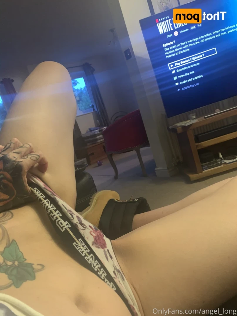 🌸 𝐀𝐍𝐆𝐄𝐋 𝐋𝐎𝐍𝐆 🌸 𝗮𝗹𝘄𝗮𝘆𝘀 𝗶𝗻 𝘁𝗵𝗲 𝗗𝗠’𝘀 [ angel_long ] Onlyfans leaked photo 15481682 on Hotleaks.tv
