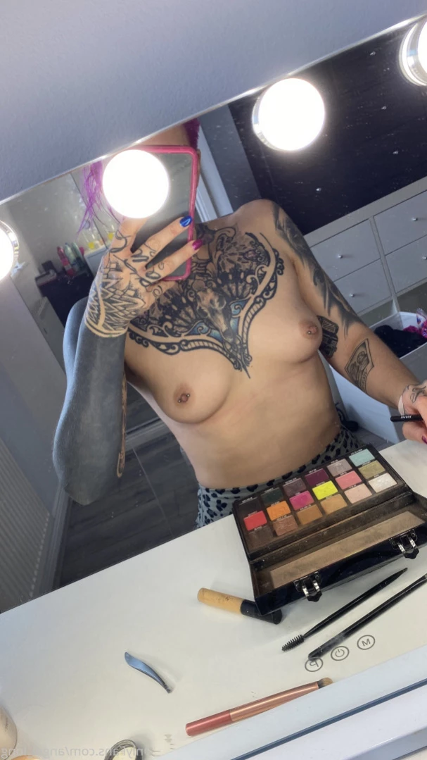 🌸 𝐀𝐍𝐆𝐄𝐋 𝐋𝐎𝐍𝐆 🌸 𝗮𝗹𝘄𝗮𝘆𝘀 𝗶𝗻 𝘁𝗵𝗲 𝗗𝗠’𝘀 [ angel_long ] Onlyfans leaked photo 15786406 on Hotleaks.tv