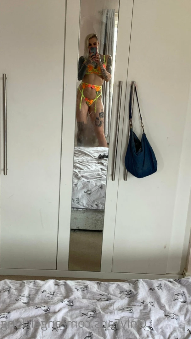 🌸 𝐀𝐍𝐆𝐄𝐋 𝐋𝐎𝐍𝐆 🌸 𝗮𝗹𝘄𝗮𝘆𝘀 𝗶𝗻 𝘁𝗵𝗲 𝗗𝗠’𝘀 [ angel_long ] Onlyfans leaked photo 15925928 on Hotleaks.tv