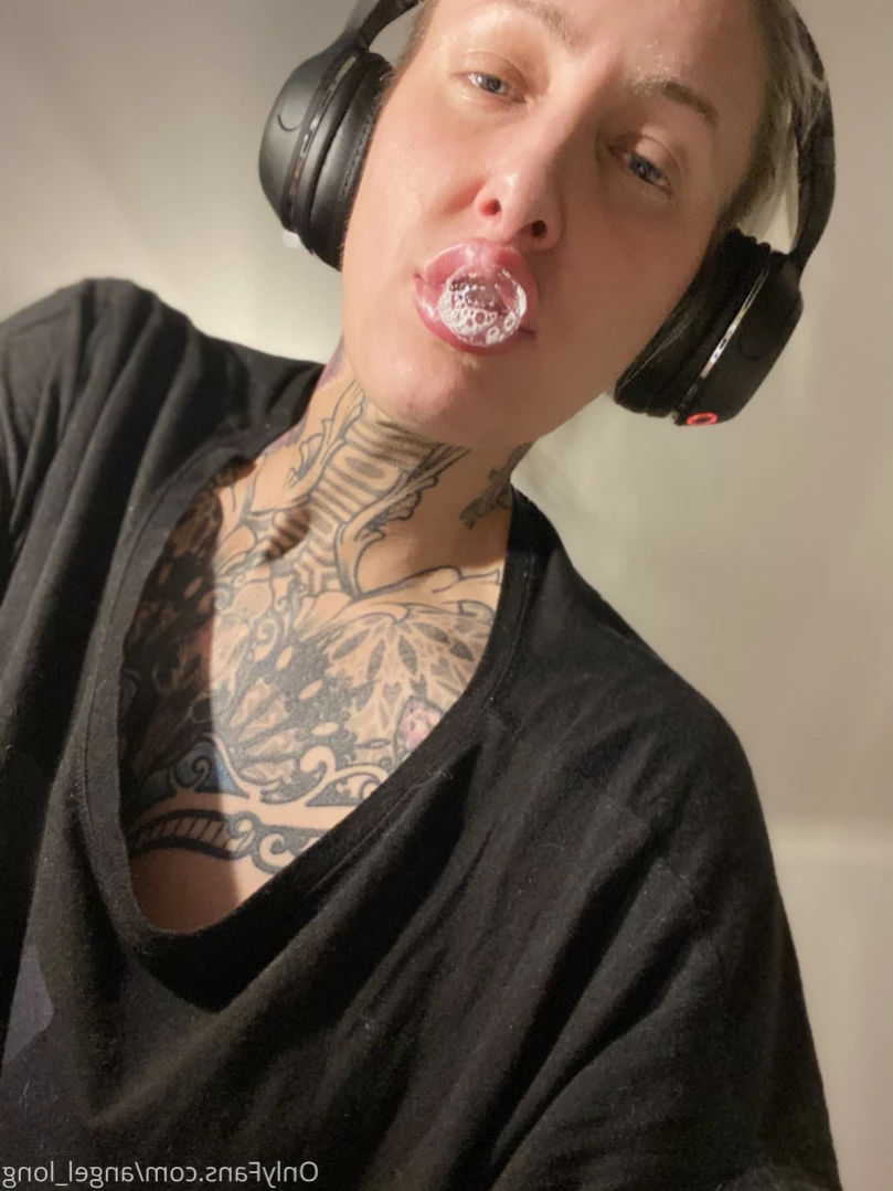 🌸 𝐀𝐍𝐆𝐄𝐋 𝐋𝐎𝐍𝐆 🌸 𝗮𝗹𝘄𝗮𝘆𝘀 𝗶𝗻 𝘁𝗵𝗲 𝗗𝗠’𝘀 [ angel_long ] Onlyfans leaked photo 16041588 on Hotleaks.tv
