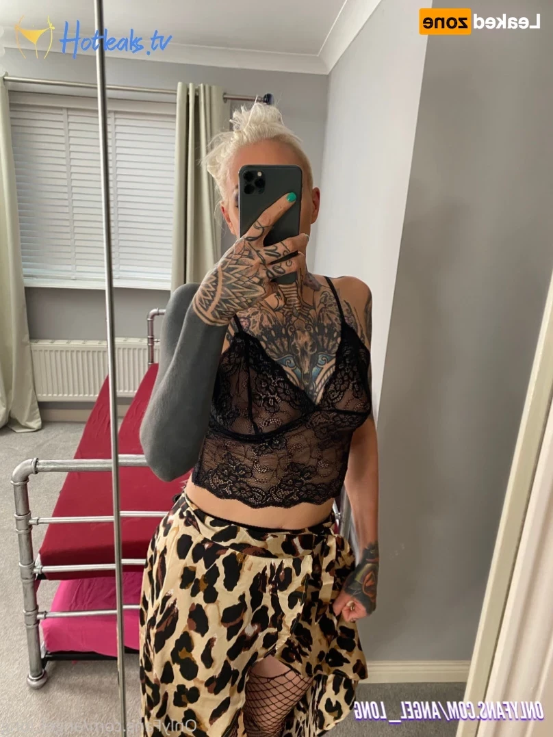 🌸 𝐀𝐍𝐆𝐄𝐋 𝐋𝐎𝐍𝐆 🌸 𝗮𝗹𝘄𝗮𝘆𝘀 𝗶𝗻 𝘁𝗵𝗲 𝗗𝗠’𝘀 [ angel_long ] Onlyfans leaked photo 16119520 on Hotleaks.tv