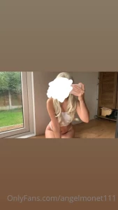 4856047