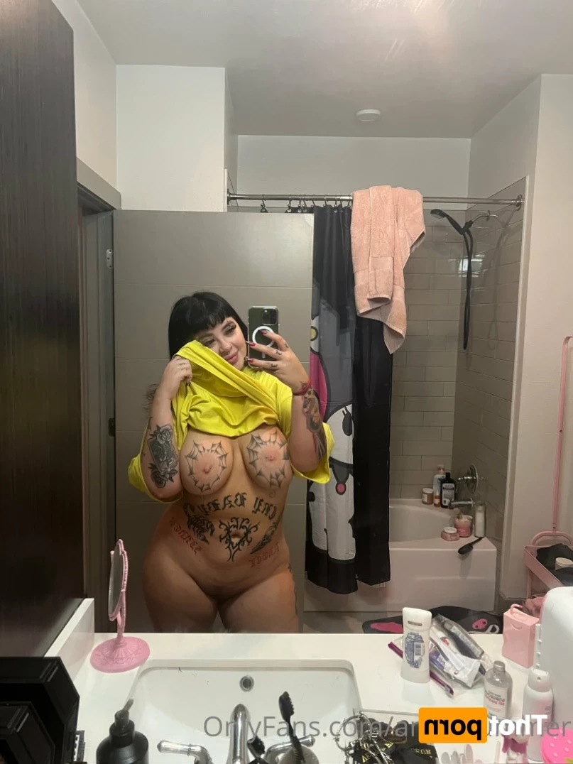 gothangelsummer [ angelsummer ] Onlyfans leaked photo 14207472 on Hotleaks.tv