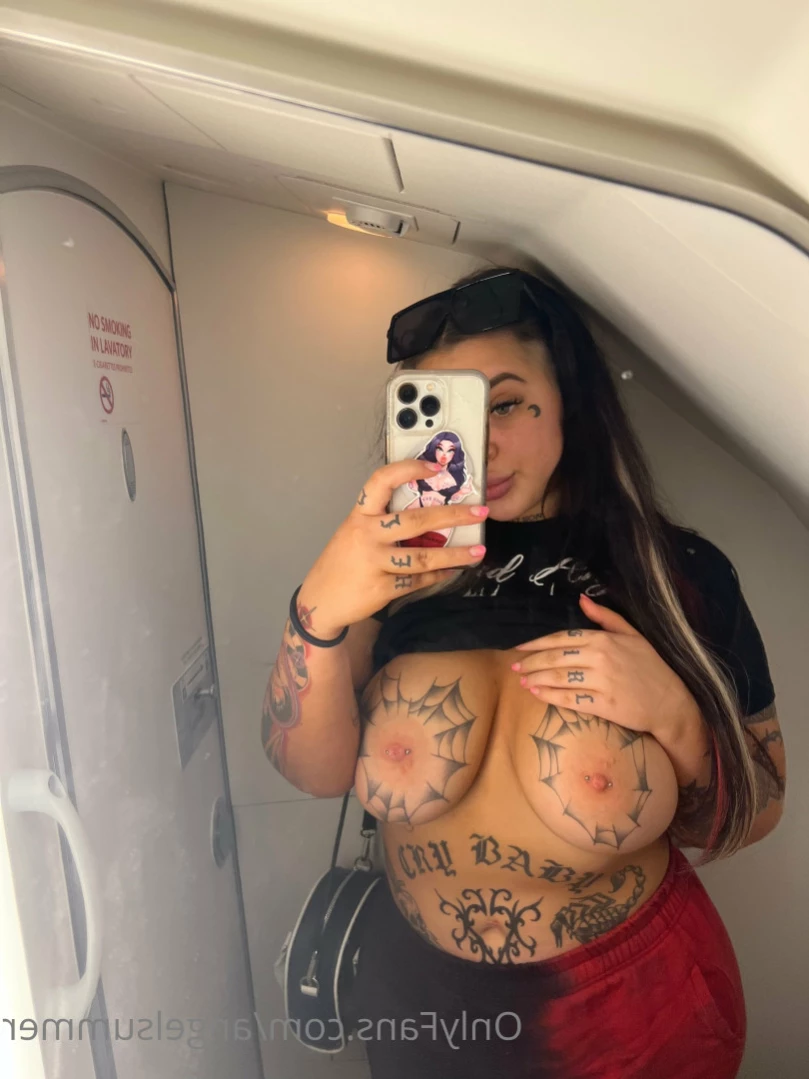 gothangelsummer [ angelsummer ] Onlyfans leaked photo 14208060 on Hotleaks.tv