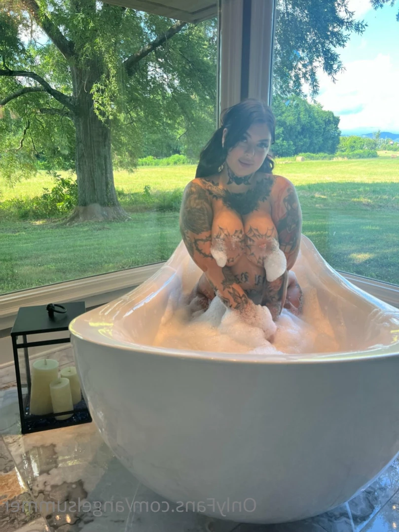 gothangelsummer [ angelsummer ] Onlyfans leaked photo 16091860 on Hotleaks.tv