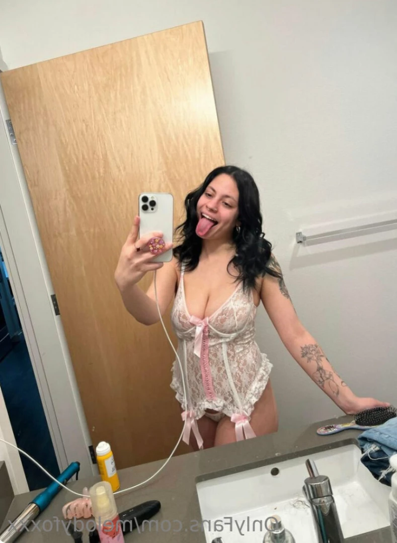 melodyfoxxx Onlyfans leaked photo 14206084 on Hotleaks.tv