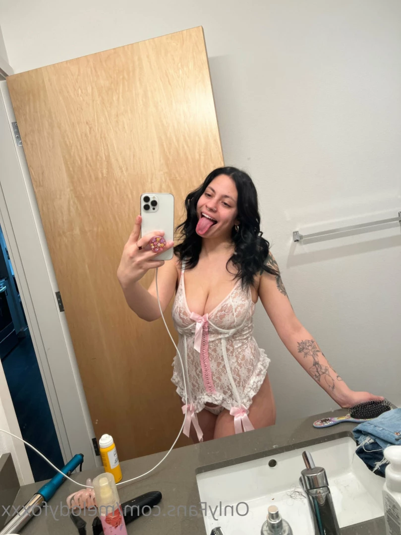 melodyfoxxx Onlyfans leaked photo 14206245 on Hotleaks.tv