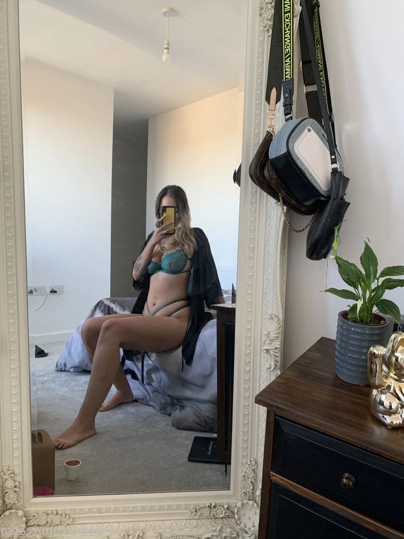 Fran [ ccesca ] Onlyfans leaked photo 228398 on Hotleaks.tv