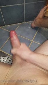 3050932