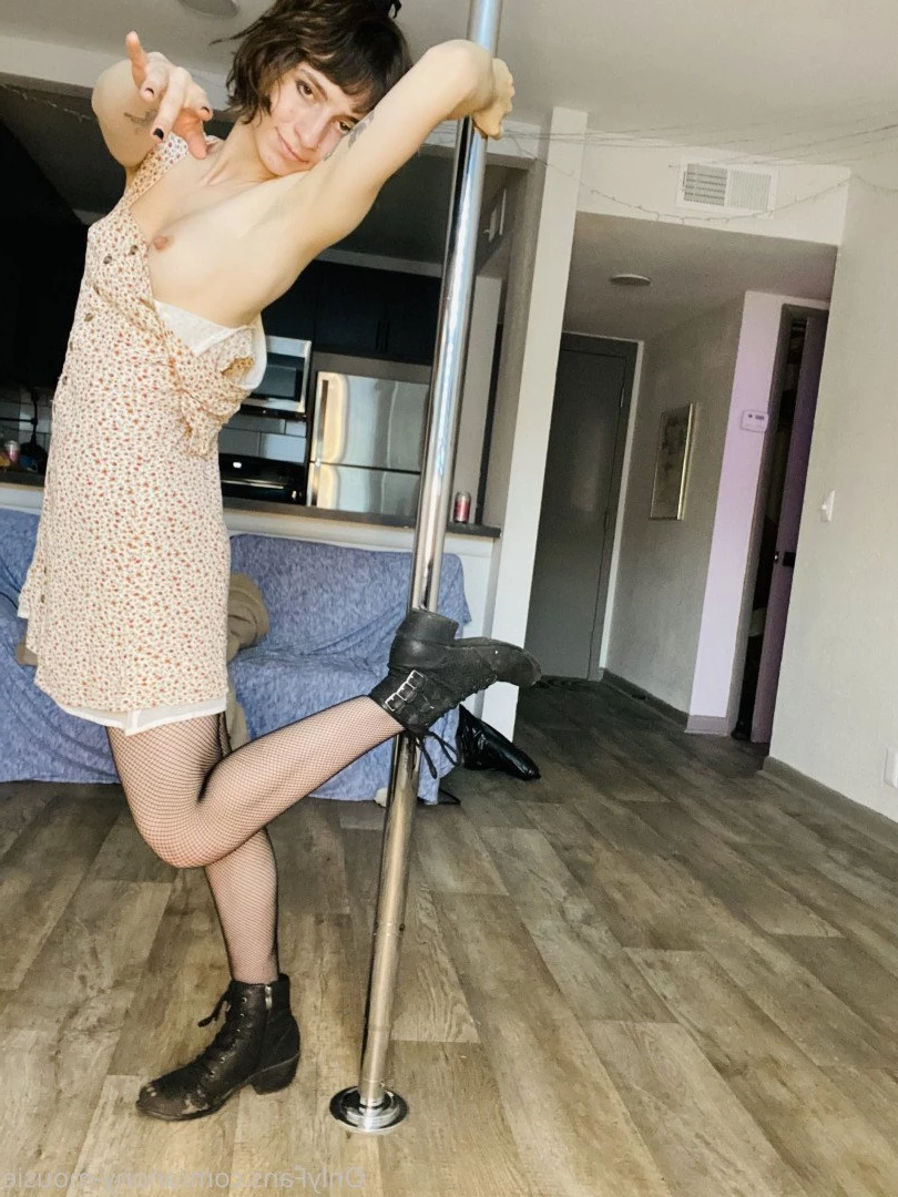 Rose [ anony-mousie ] Onlyfans leaked photo 4114784 on Hotleaks.tv