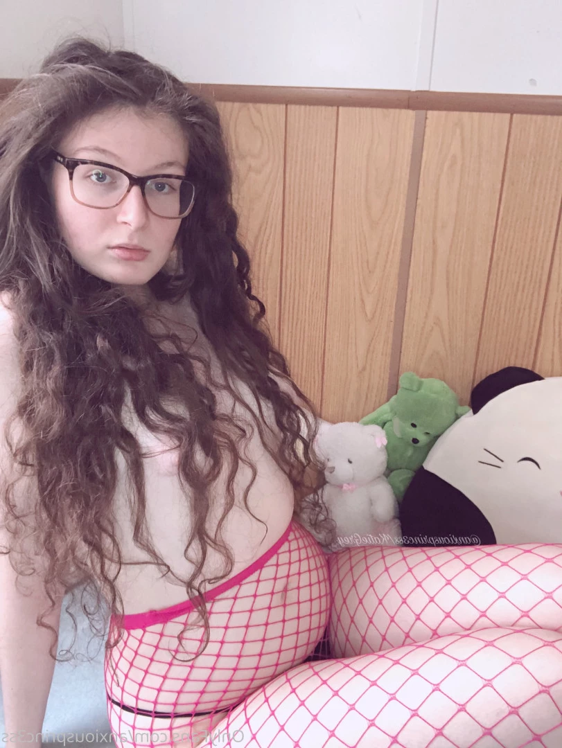 𝓚𝓪𝓽𝓲𝓮 𝓖𝓻𝓮𝔂 [ anxiousprinc3ss ] Onlyfans leaked photo 6404988 on Hotleaks.tv