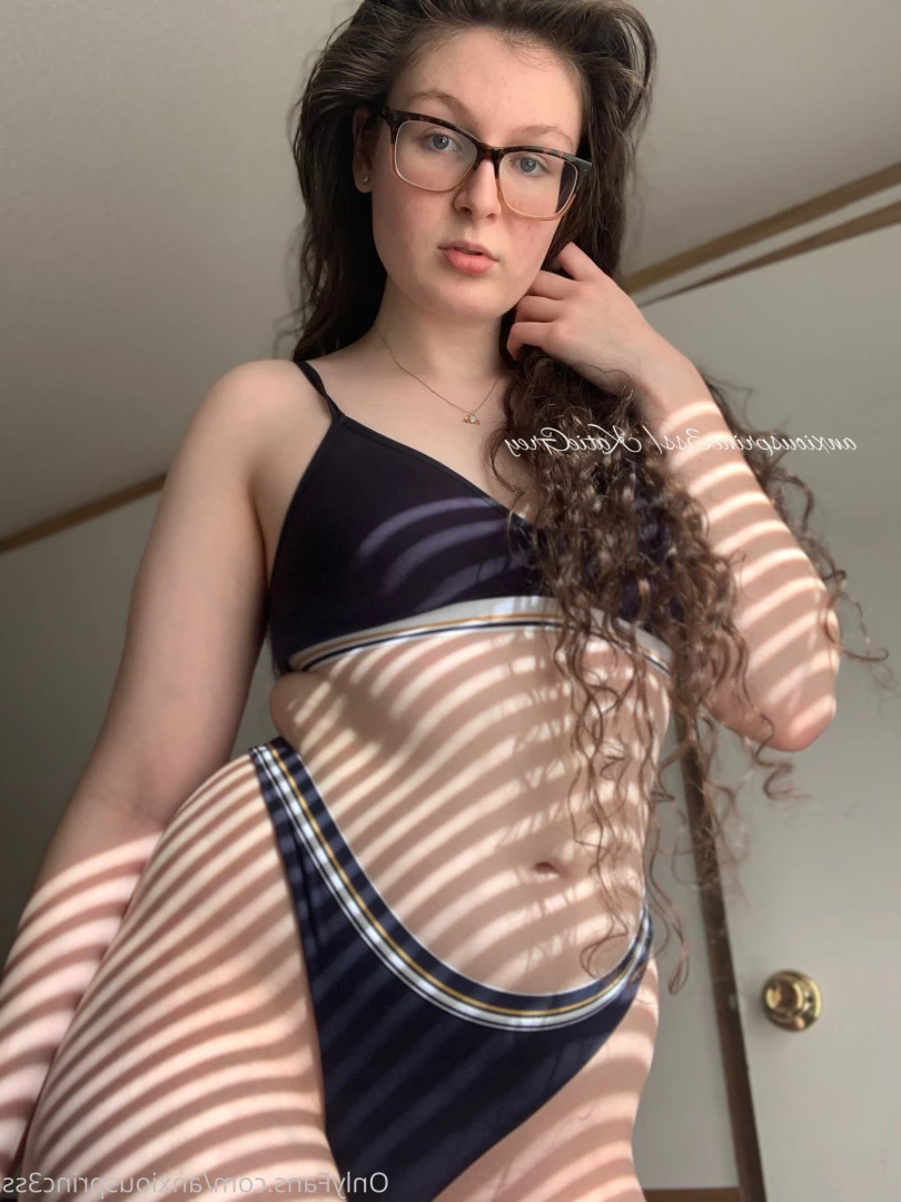 𝓚𝓪𝓽𝓲𝓮 𝓖𝓻𝓮𝔂 [ anxiousprinc3ss ] Onlyfans leaked photo 6405353 on Hotleaks.tv
