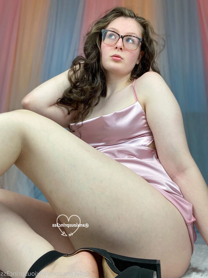 𝓚𝓪𝓽𝓲𝓮 𝓖𝓻𝓮𝔂 [ anxiousprinc3ss ] Onlyfans leaked photo 6406107 on Hotleaks.tv