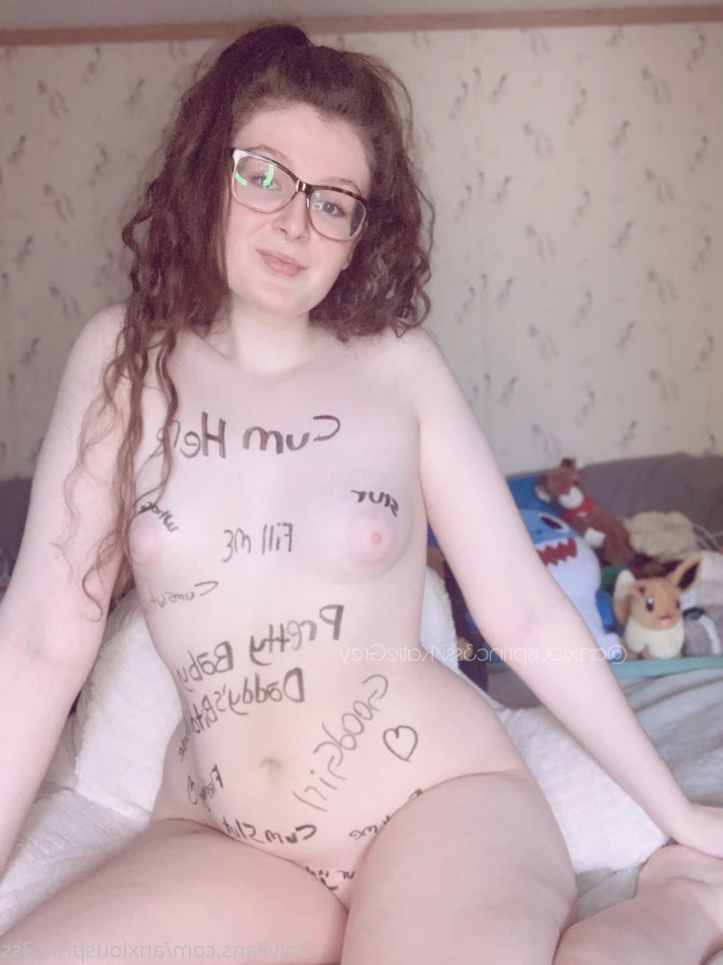 𝓚𝓪𝓽𝓲𝓮 𝓖𝓻𝓮𝔂 [ anxiousprinc3ss ] Onlyfans leaked photo 6422235 on Hotleaks.tv