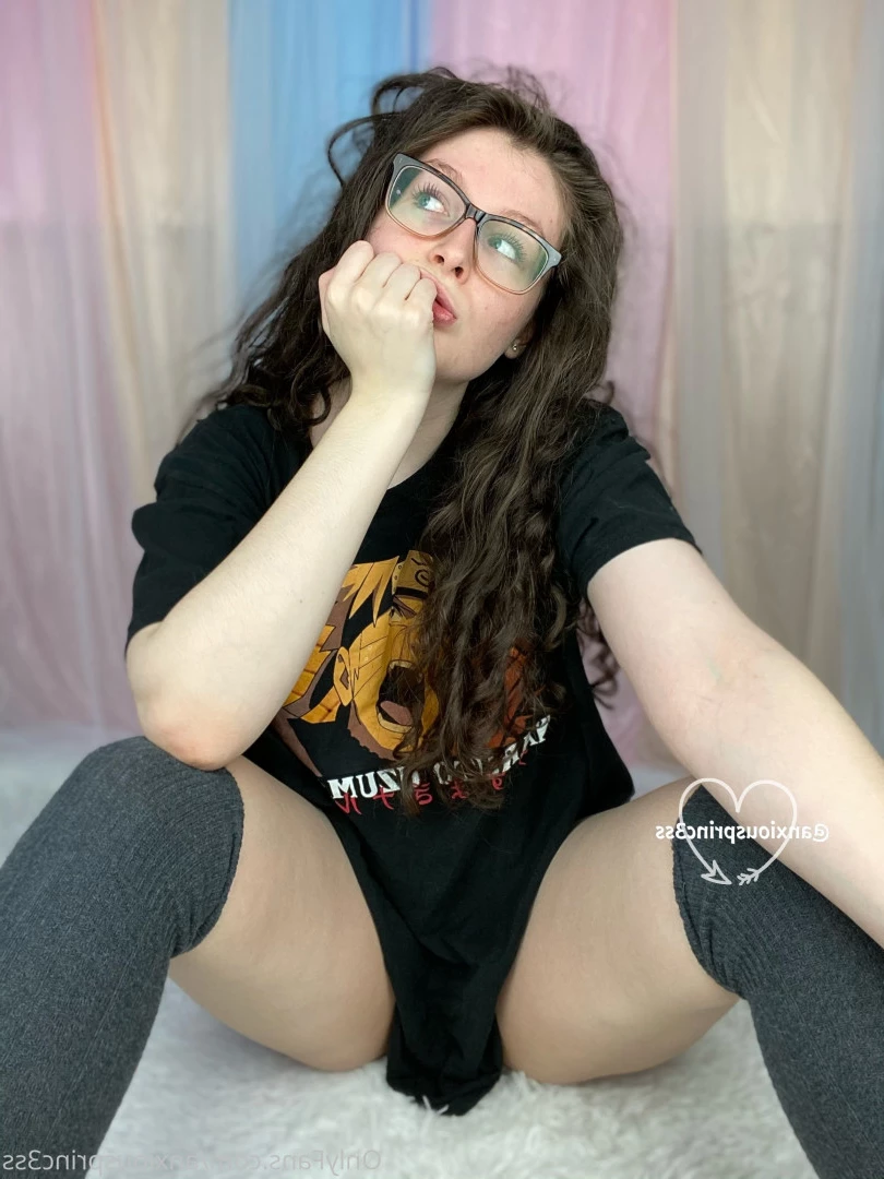 𝓚𝓪𝓽𝓲𝓮 𝓖𝓻𝓮𝔂 [ anxiousprinc3ss ] Onlyfans leaked photo 6425704 on Hotleaks.tv