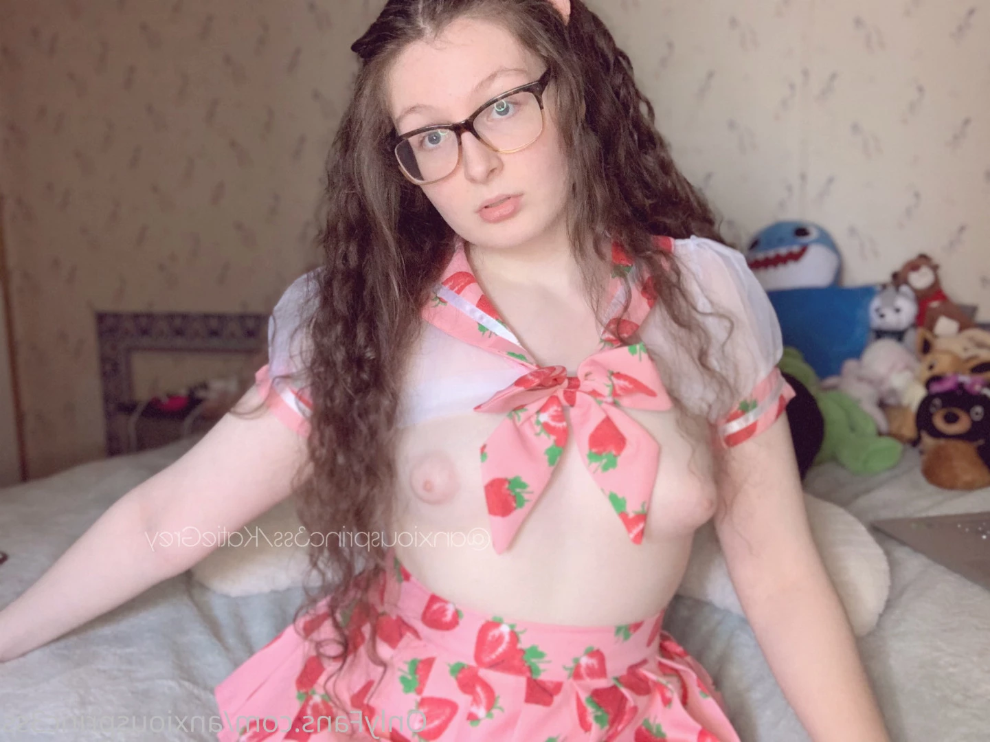 𝓚𝓪𝓽𝓲𝓮 𝓖𝓻𝓮𝔂 [ anxiousprinc3ss ] Onlyfans leaked photo 6434185 on Hotleaks.tv
