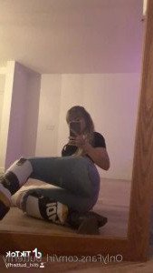 icelandic brat😈 [ aria_butterfly_vip ] Onlyfans leaked video 3055919 on Hotleaks.tv