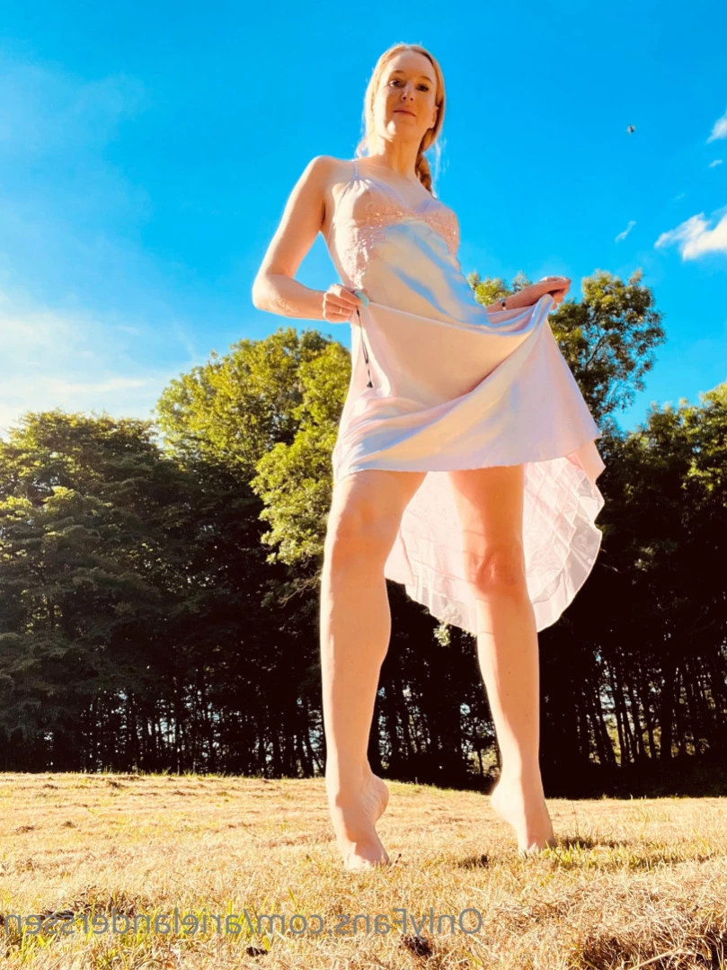 Ariel Anderssen [ arielanderssen ] Onlyfans leaked photo 15301611 on Hotleaks.tv