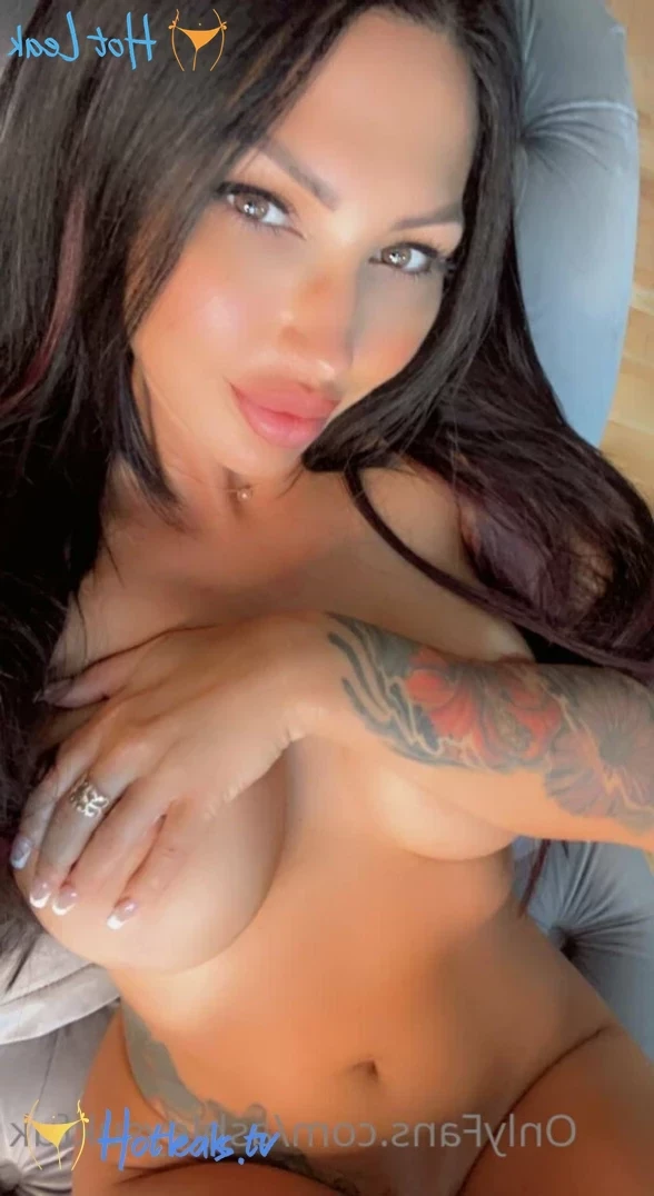 ashleysukfuk Onlyfans leaked photo 13154826 on Hotleaks.tv
