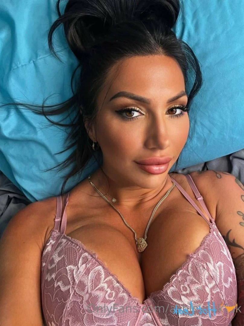 ashleysukfuk Onlyfans leaked photo 14141323 on Hotleaks.tv