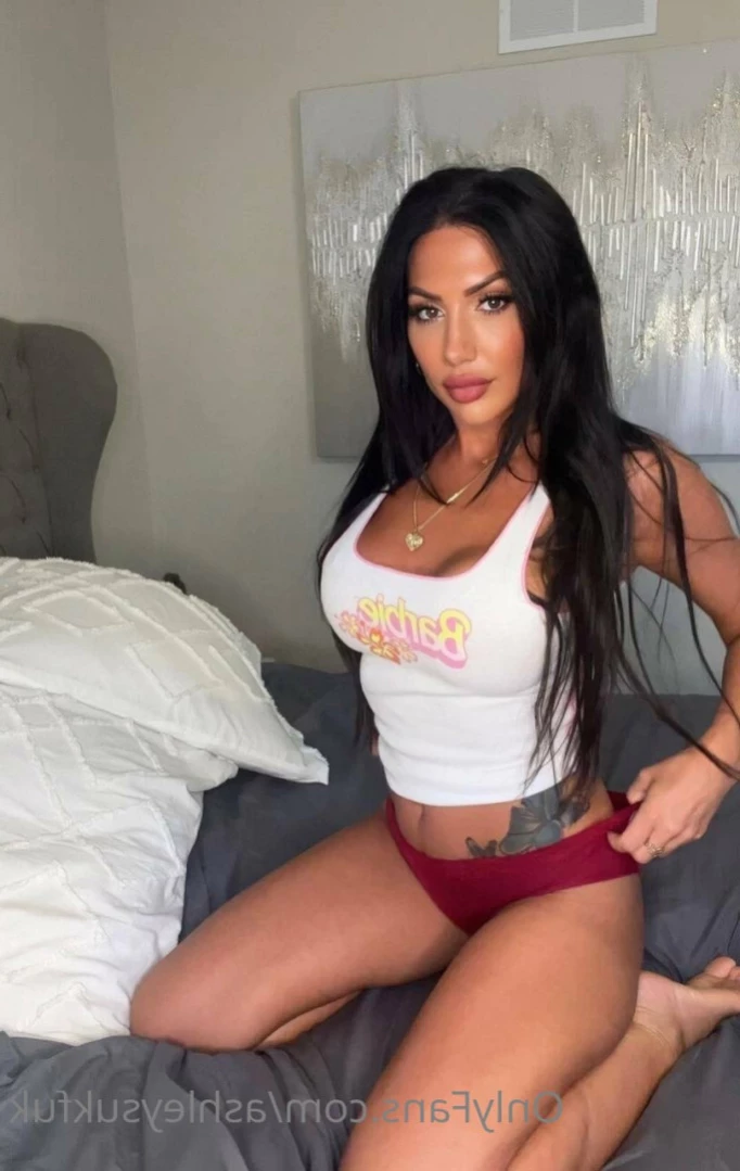 ashleysukfuk Onlyfans leaked photo 14143132 on Hotleaks.tv