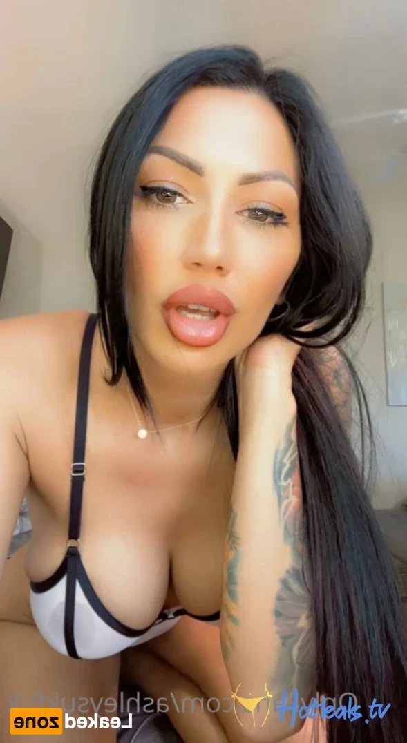 ashleysukfuk Onlyfans leaked photo 14147505 on Hotleaks.tv