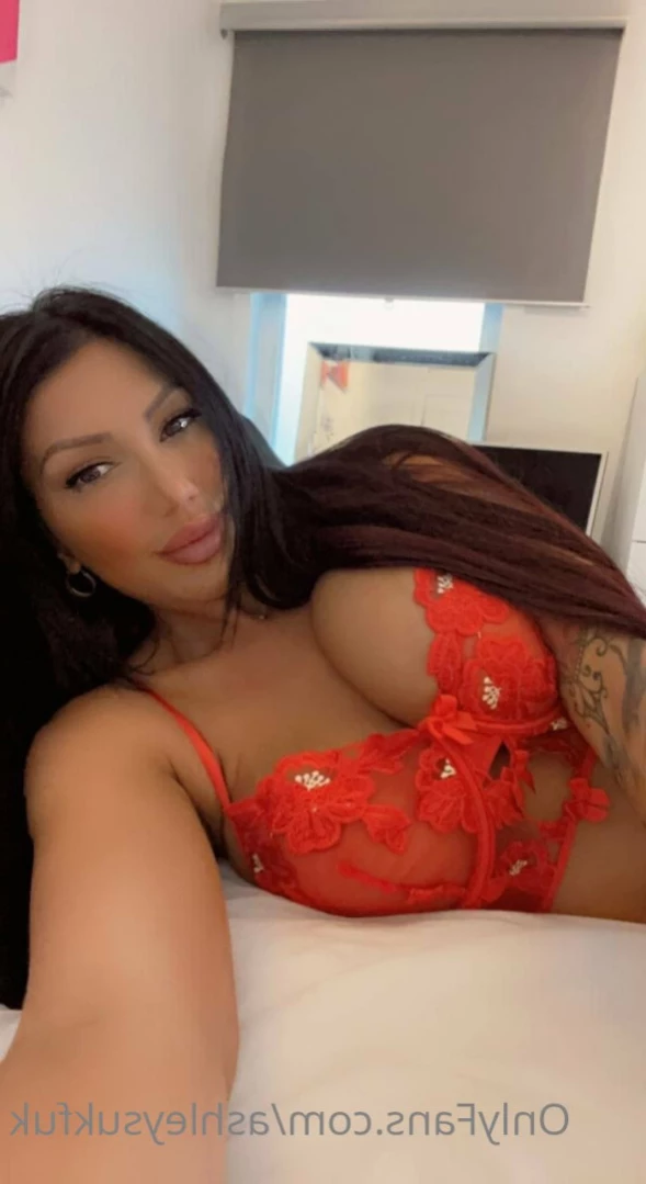 ashleysukfuk Onlyfans leaked photo 14427215 on Hotleaks.tv