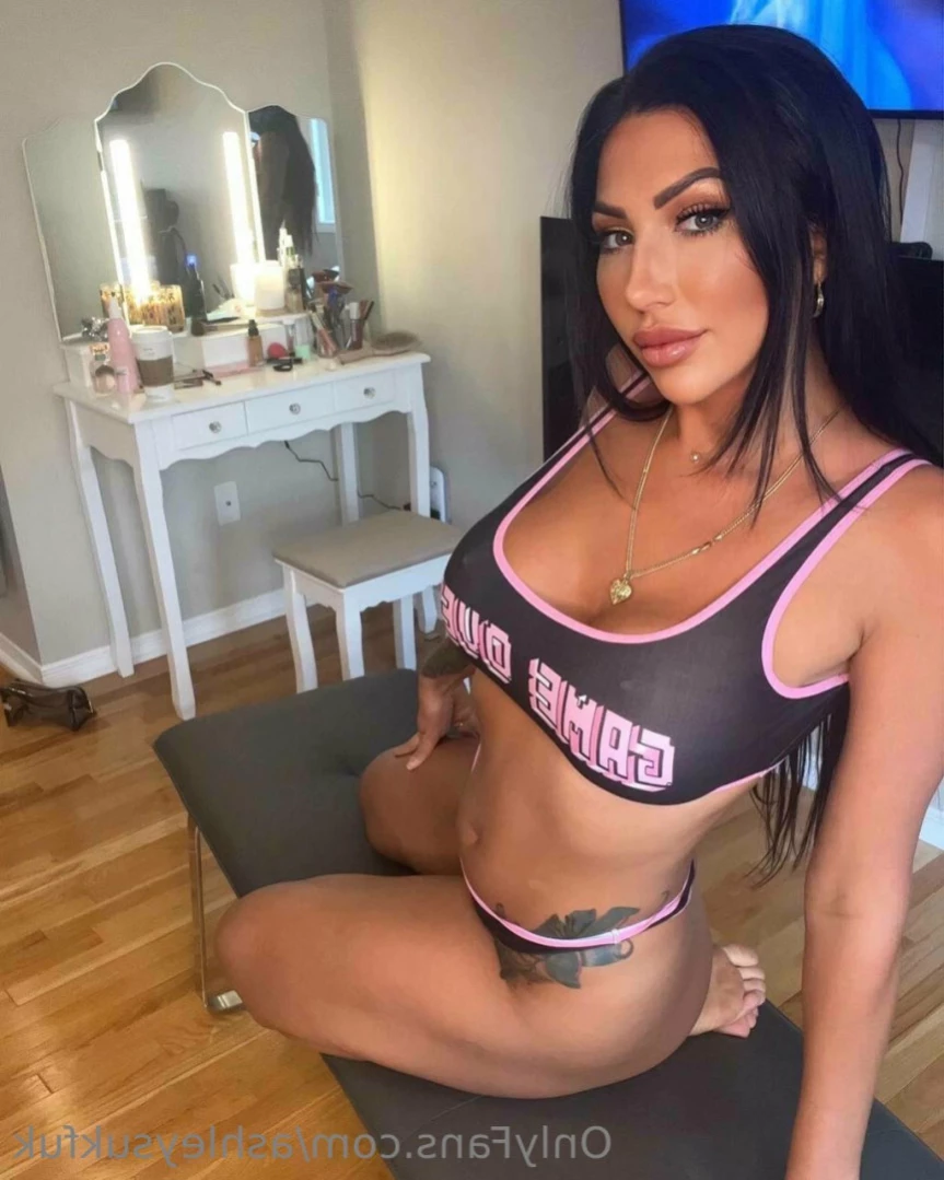 ashleysukfuk Onlyfans leaked photo 14617718 on Hotleaks.tv