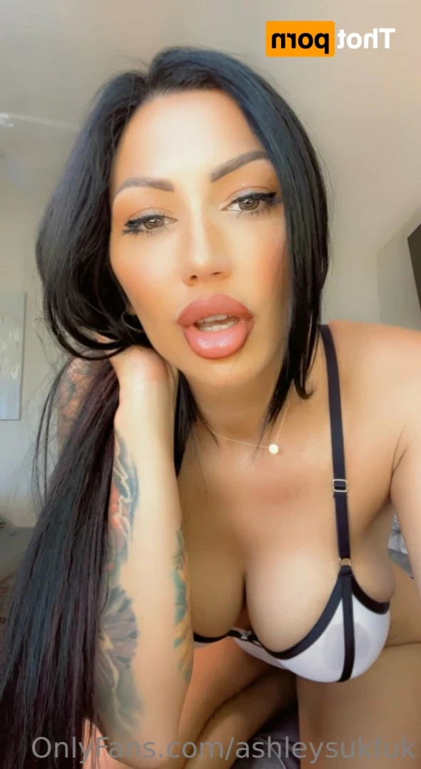 ashleysukfuk Onlyfans leaked photo 14617858 on Hotleaks.tv