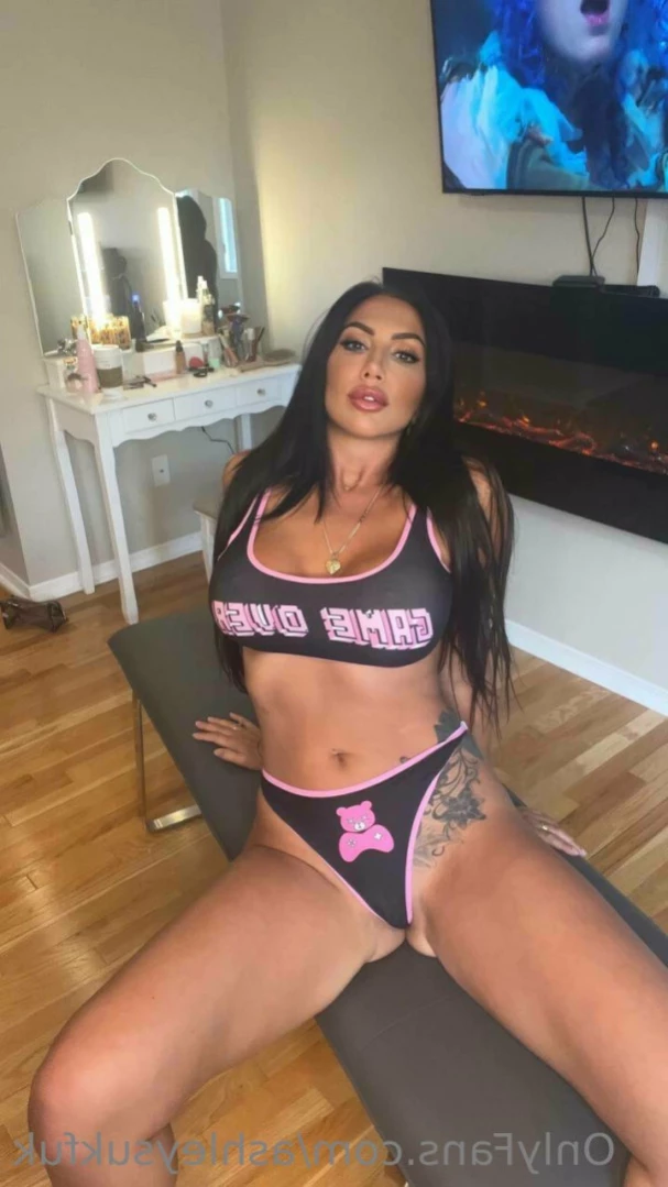 ashleysukfuk Onlyfans leaked photo 14617939 on Hotleaks.tv