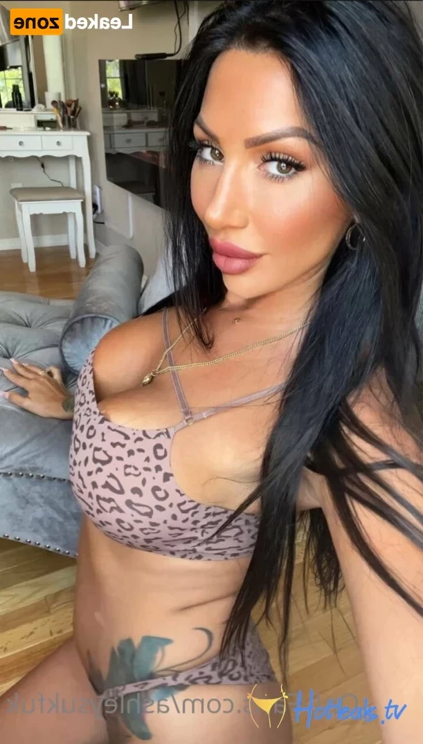 ashleysukfuk Onlyfans leaked photo 14621215 on Hotleaks.tv