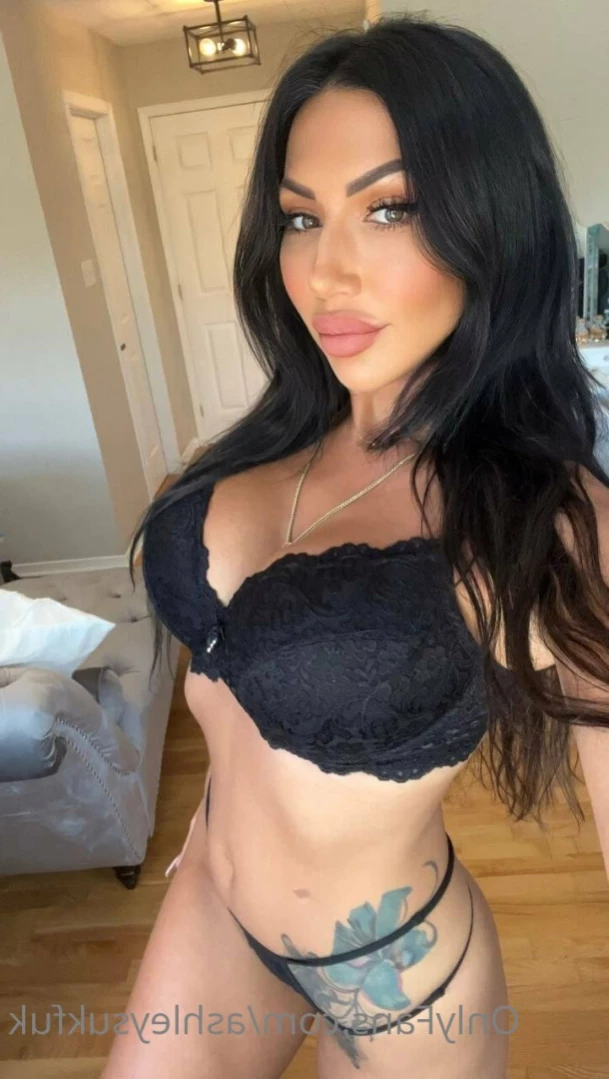 ashleysukfuk Onlyfans leaked photo 14622940 on Hotleaks.tv
