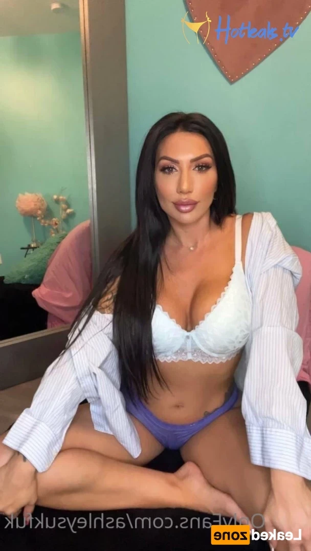 ashleysukfuk Onlyfans leaked photo 14623080 on Hotleaks.tv