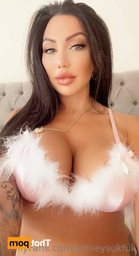 ashleysukfuk Onlyfans leaked photo 14623232 on Hotleaks.tv
