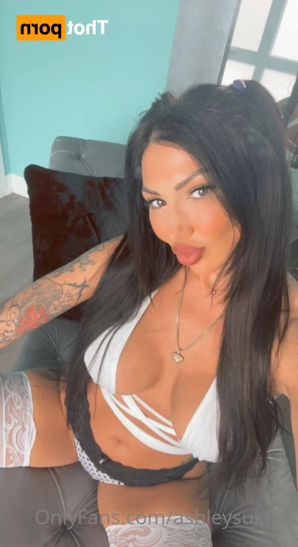 ashleysukfuk Onlyfans leaked photo 14732756 on Hotleaks.tv