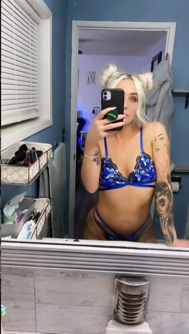 Ashley [ ashleywolfx ] Onlyfans leaked photo 12776074 on Hotleaks.tv